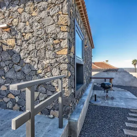 Llombet Home, Un Enclave Privilegiado